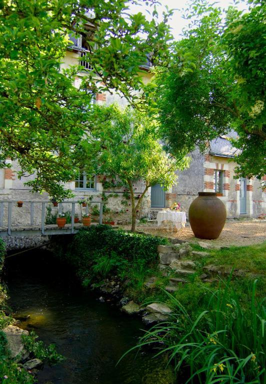 Bed and Breakfast Le Moulin Bregeon Линьер-Бутон Экстерьер фото